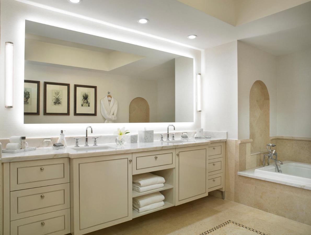 Acqualina And Residences