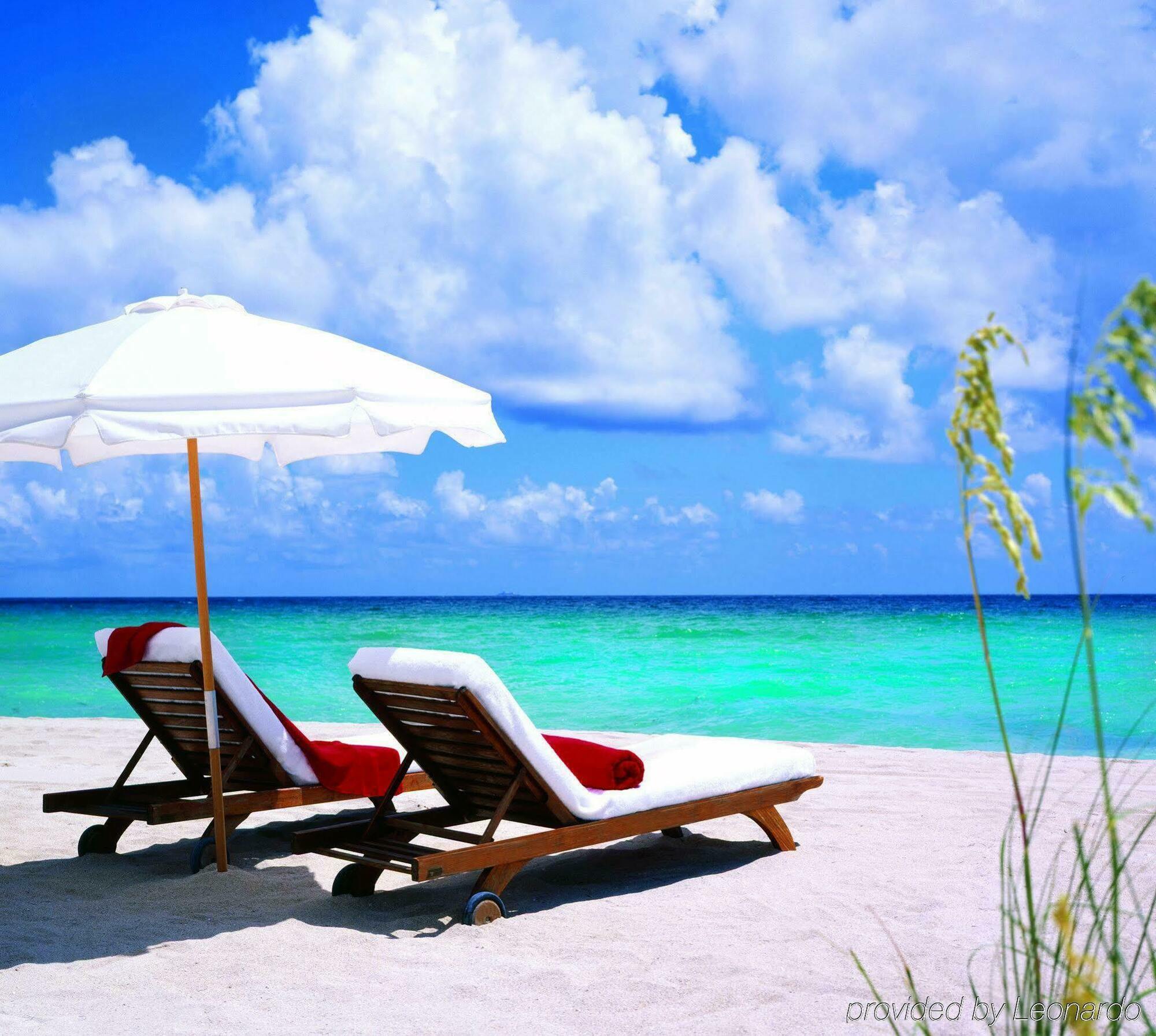 Resort Acqualina And Residences 5*