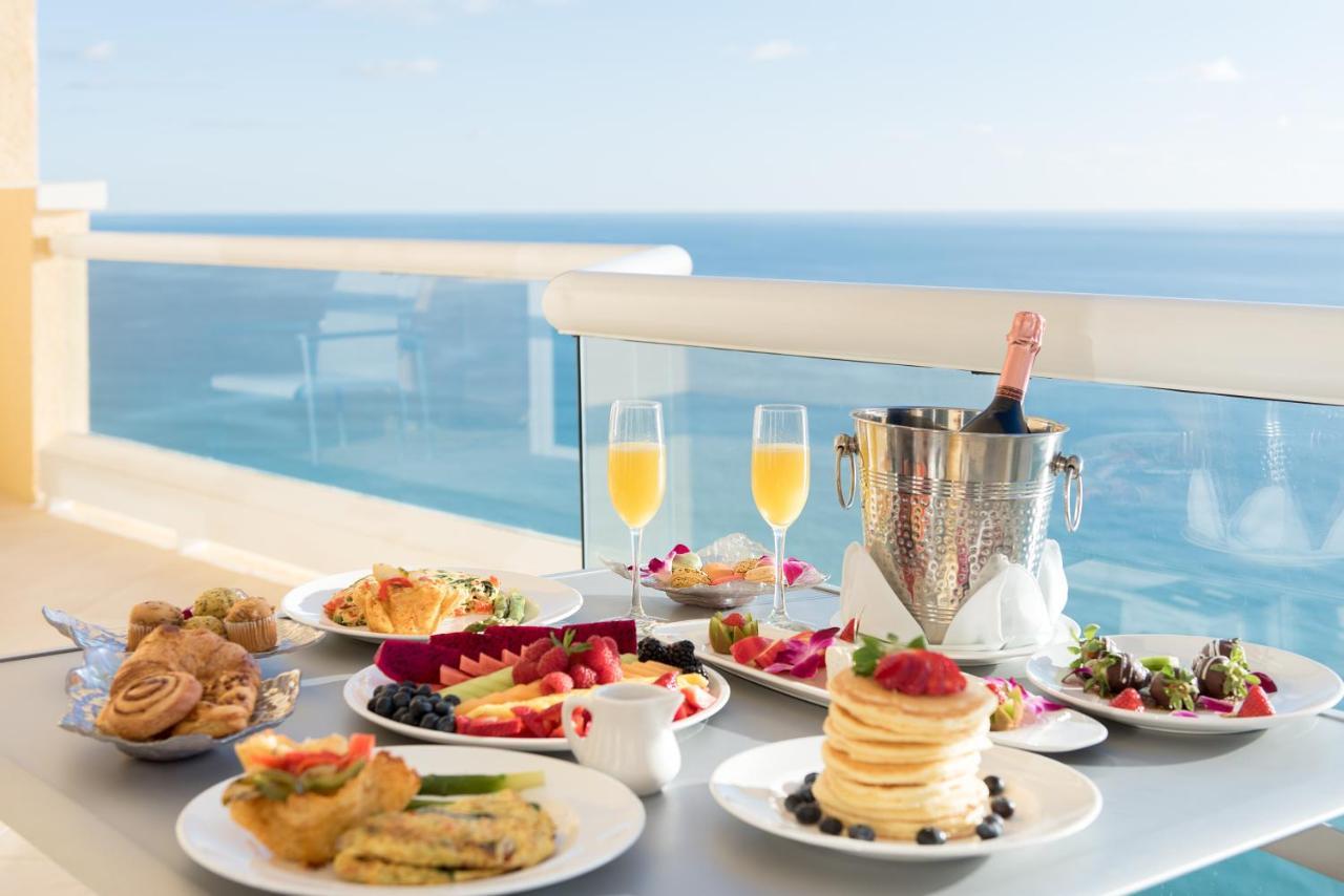 Resort Acqualina And Residences Sunny Isles Beach