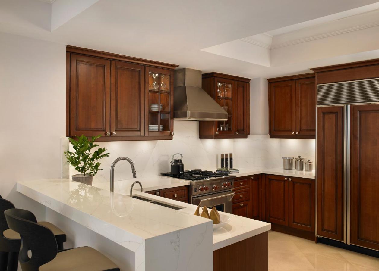 Acqualina And Residences 5*