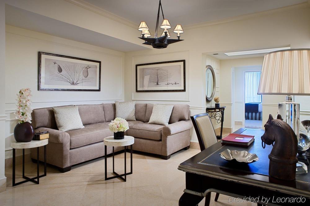 Resort Acqualina And Residences Sunny Isles Beach